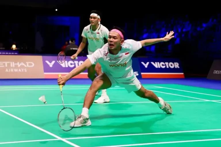 Fajar/Fikri waspadai ganda Thailand, Putri KW  tantang Wang Zhi