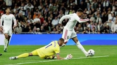 Kylian Mbappe cetak 'brace', Madrid menang telak atas Sevilla