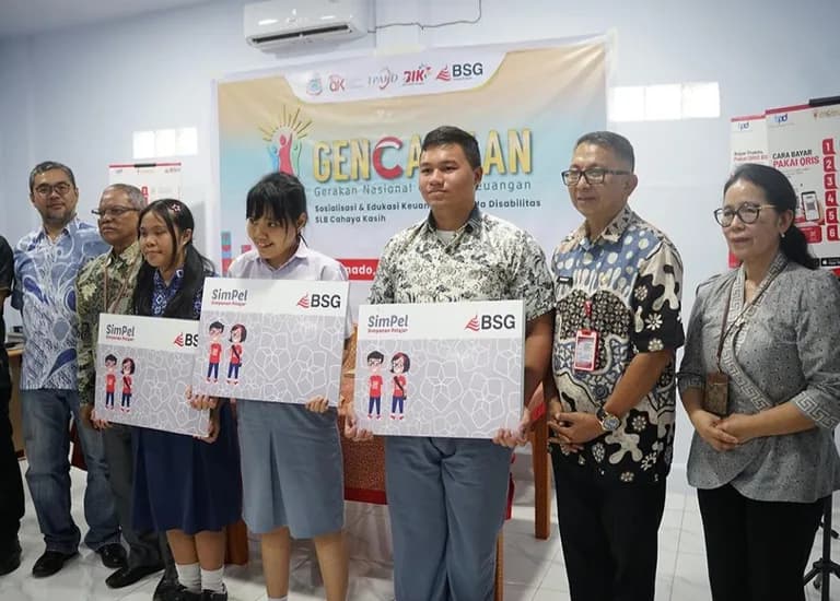 'Gencarkan' BSG - OJK Literasi Keuangan Siswa Disabilitas