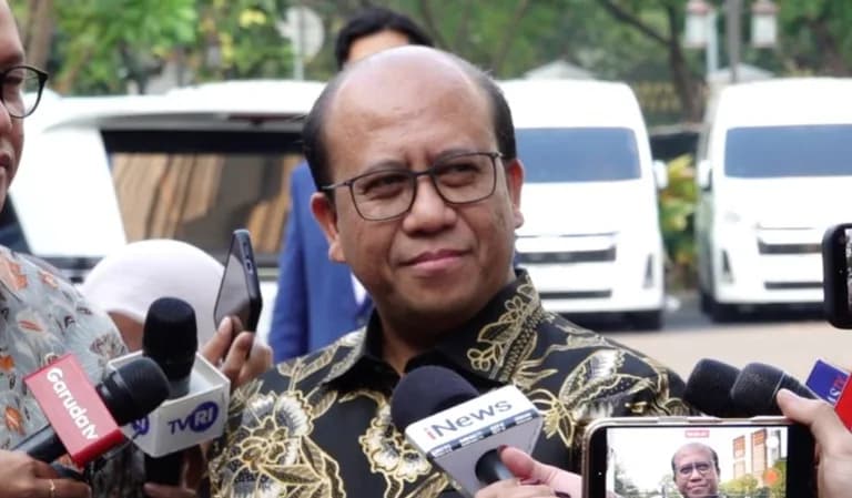 PLN Mendadak Ganti Direktur Utama Malam Ini!