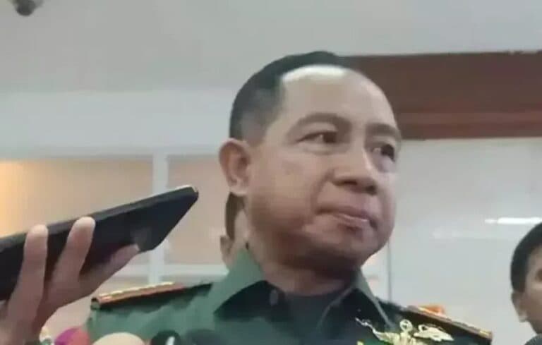 Subiyanto di gedung DPR, kompleks parlemen, Senayan, Jakarta, Senin, 25 November 2024. (Beritasatu.com/Yustinus Patris Paat)