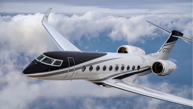 Private jet 7
