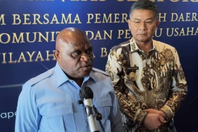 Menteri HAM Pigai di Bandung