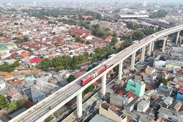 LRT Gading-Manggarai
