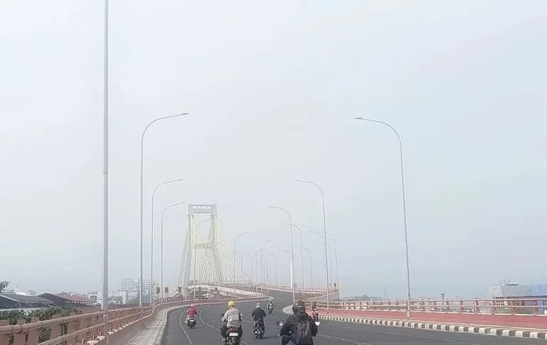 Deteksi DLH, udara di Manado terdampak asap karhutla