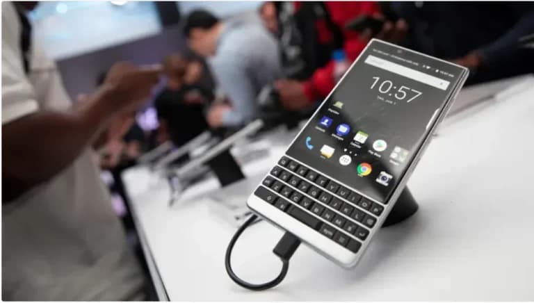 bosala-ai-blackberry-zinwa-q25-pro