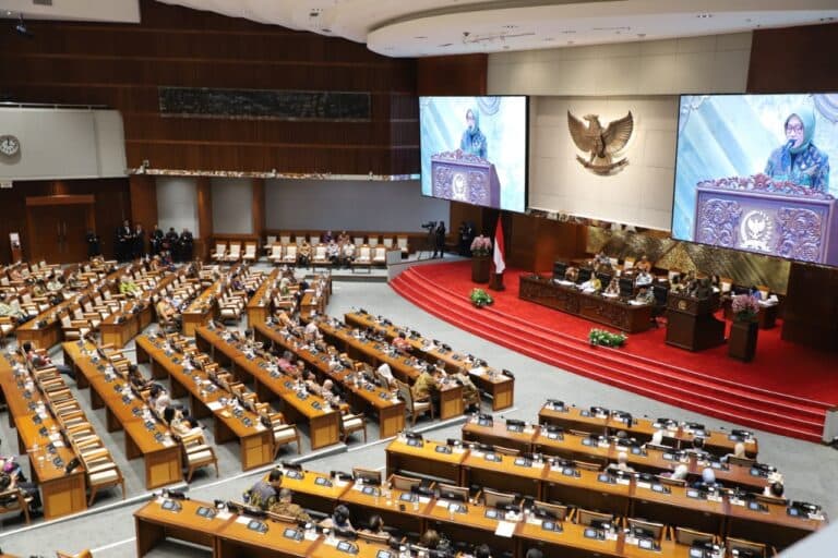 20251002_-_Rapat_Paripurna_DPR_RI_4 (1)