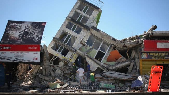 suasana-setelah-gempa-bumi-di-dosquebradas-kolombia-senin-1082026-reutersjuan-david-duque-1786405982899_169