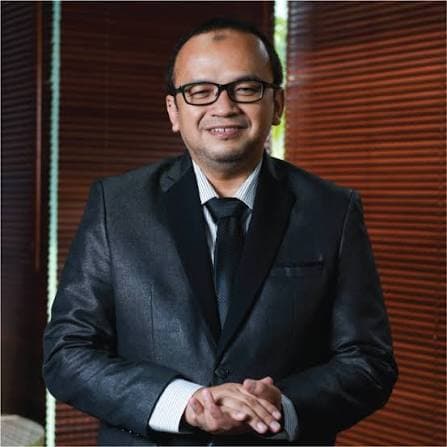 Direktur Strategi dan Kebijakan Infrastruktur Digital Dr. Denny Setiawan