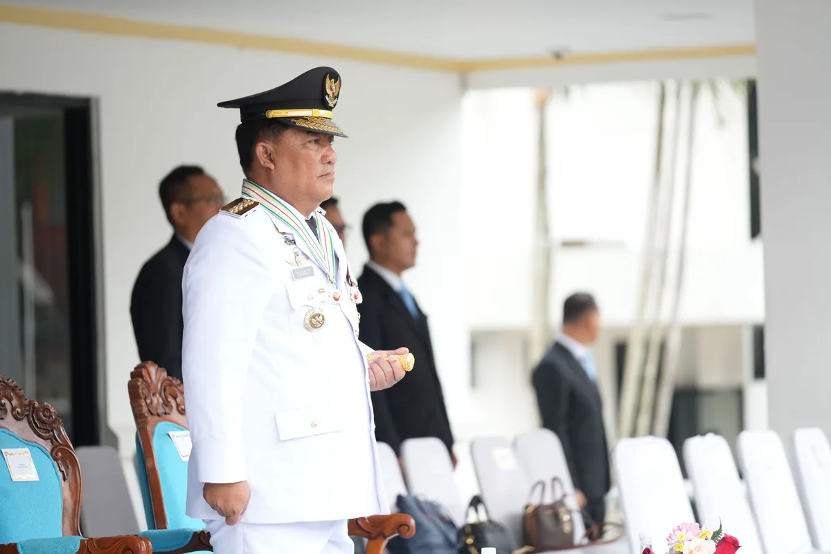 Yulius Selvanus raih penghargaan IPDN