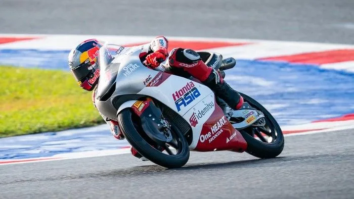 MotoGP Indonesia 2026: Veda Pratama start ketujuh di Mandalika, Surjo Aji ke-23