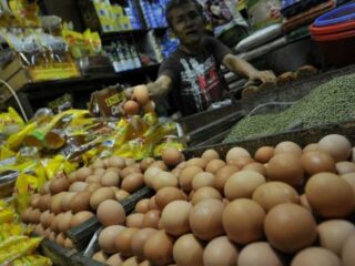 PSBB Jakarta mulai 10 April, skema bantuan Sembako disiapkan, mobil pribadi tidak ada pembatasan, kerumunan cukup lima orang