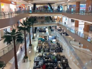 Sebanyak 197 mal terpaksa tutup karena Covid-19, kinerja saham emiten termasuk Lippo Malls terpukul