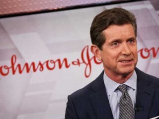 Siiip !!! Johnson & Johnson uji coba vaksin Covid-19 pada manusia bulan Juli depan, Kemristek RI percepat riset vaksin lokal
