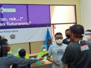 Siloam Surabaya berkolaborasi dengan Kantor Staf Kepresidenan dan PWI Jatim gelar tes 'rapid' untuk komunitas jurnalis serta budayawan