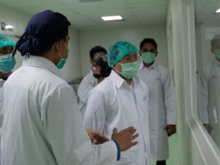 Diam-diam, calon vaksin Kimia Farma sudah masuk uji klinis tahap akhir, kerjasama dengan perusahaan UEA