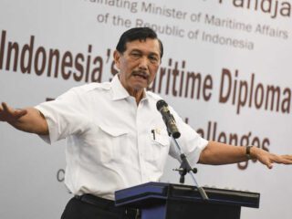 Siiip !!! Luhut: Indonesia miliki industri baterai litium di 2023, optimistis Indonesia jadi pemain utama mobil listrik, bukti keseriusan terhadap program hilirisasi mineral