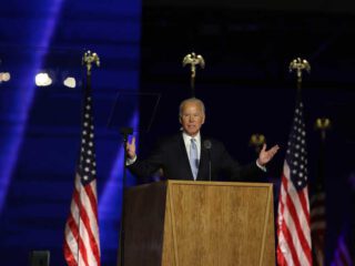 Wuauw !!! Bikin haru, pendukung menangis saat pidato kemenangan Biden: "Saya Presiden yang mempersatukan"