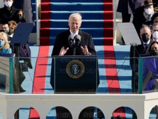 Presiden Biden sampaikan pidato yang jauh dari ego pribadi dan partai, segera terapkan wajib masker hingga akhiri tembok perbatasan Meksiko serta larangan perjalanan sebagian negara muslim