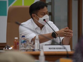 Tenang !!! Menkes pastikan Lansia divaksin Covid-19 Maret-April, umum akhir April
