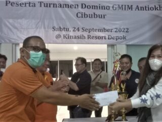 TIM PKB GPIB MENARA IMAN RAIH PIALA BERGILIR TURNAMEN DOMINO GMIM ANTIOKHIA