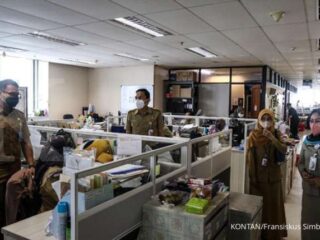 Nah !!! Sesuai Perpres 21 Tahun 2023, PNS kerja hanya lima hari, ASN bisa kerja darimana saja