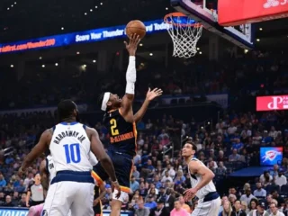 Laga 'playoff' NBA mulai panas, Doncic-Irving bawa Mavericks samakan kedudukan 1-1 atas Clippers, Lakers kalah
