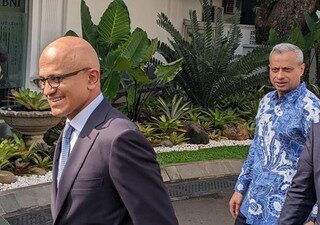 Tak cuma 'omon-omon', ternyata nilai investasi Microsoft di RI capai Rp22,7 T