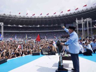Prabowo Subianto minta hentikan aksi damai di MK hari ini