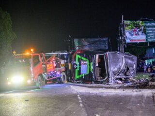 Ternyata kondisi bus rombongan siswa SMK Lingga Kencana yang celaka dan tewaskan 11 orang, sudah tua dan bermasalah pada mesin
