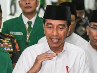 Jokowi tentang operasi pengambilalihan saham Freeport: "Sebentar lagi 61 persen!"