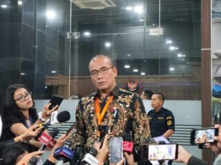 Hasyim bantah langgar kode etik, Aristo minta Sekjen KPU dihadirkan