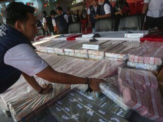 Polri bekuk 60 kaki tangan gembong narkoba Fredy Pratama dan sita aset senilai Rp432,2 M