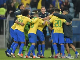 Copa America: Brasil gunduli Paraguay 4-1 dan jaga asa lolos ke perempat final