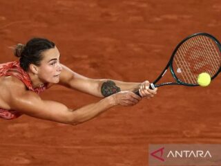 Sabalenka melangkah ke perempat final usai tundukkan Navarro, Rybakina kalahkan Svitolina di Paris Open