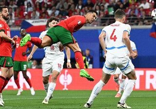 Gol  Conceicao bawa Portugal unggul atas Republik Ceko 2-1