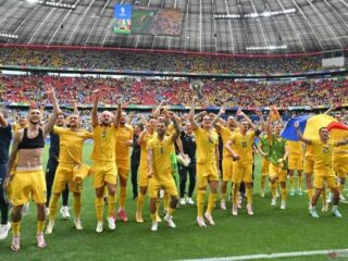 Rumania, Belgia dan Slovakia lolos ke 16 besar Piala Eropa