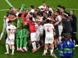 Piala Eropa:Taklukkan Ceko 2-1, Turki lolos ke babak 16 besar