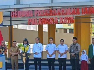 Tegas !!! Tidak ada daerah otonom baru, Jokowi: Meski 300-san ajukan usulan