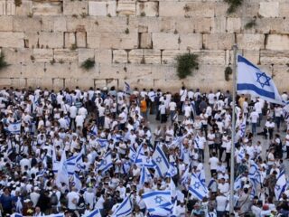 Kenapa Israel kaya raya padahal negaranya kecil dan perang terus?