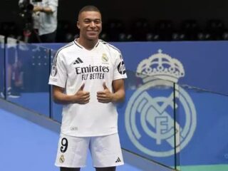 Mbappe berkostum nomor punggung 9 di Real Madrid, perkenalan di Stadion Bernabeu menyamai Cristiano Ronaldo