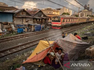 BPS: Penduduk miskin turun jadi 9,03 persen pada Maret 2024