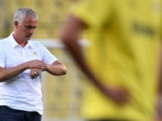 Sepuluh tim lolos, Jose Mourinho gagal bawa Fenerbahce ke Liga Champions