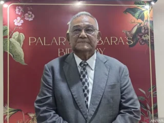 Dewan Pakar Golkar, Palar Batubara ihwal Airlangga mundur: Bisa saja dia sudah sadar, di 'rel yang salah'