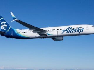 Waduh !!! Boeing 737-700 mendadak mati mesin di udara