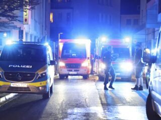 Pebunuhan masal secara acak dalam arena festival di Jerman