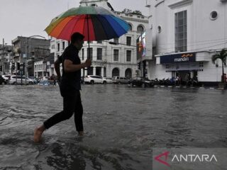Mayoritas kota besar Indonesia diguyur hujan hari ini