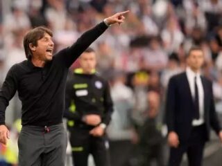 Liga Italia: Napoli pimpim klasemen usai taklukkan Monza 2-0, Conte: Laga masih panjang
