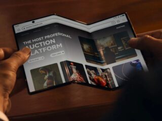 Ada yang baru dari Huawei: Ponsel lipat tiga Mate XT Ultimate