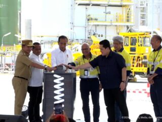 Presiden Jokowi resmikan smelter Sumbawa: "Indonesia masuk tujuh besar pemilik cadangan tembaga dunia"